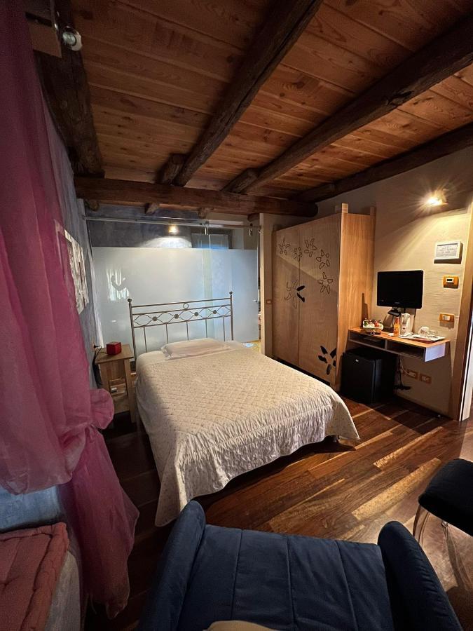 La Casetta Nei Colli Bergamo Luaran gambar